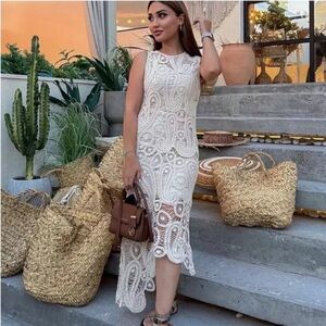 ZARA ASYMMETRIC CROCHET DRESS